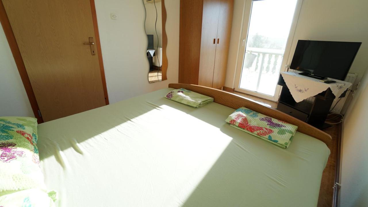 Apartments Kata ゴルニ・カリン エクステリア 写真